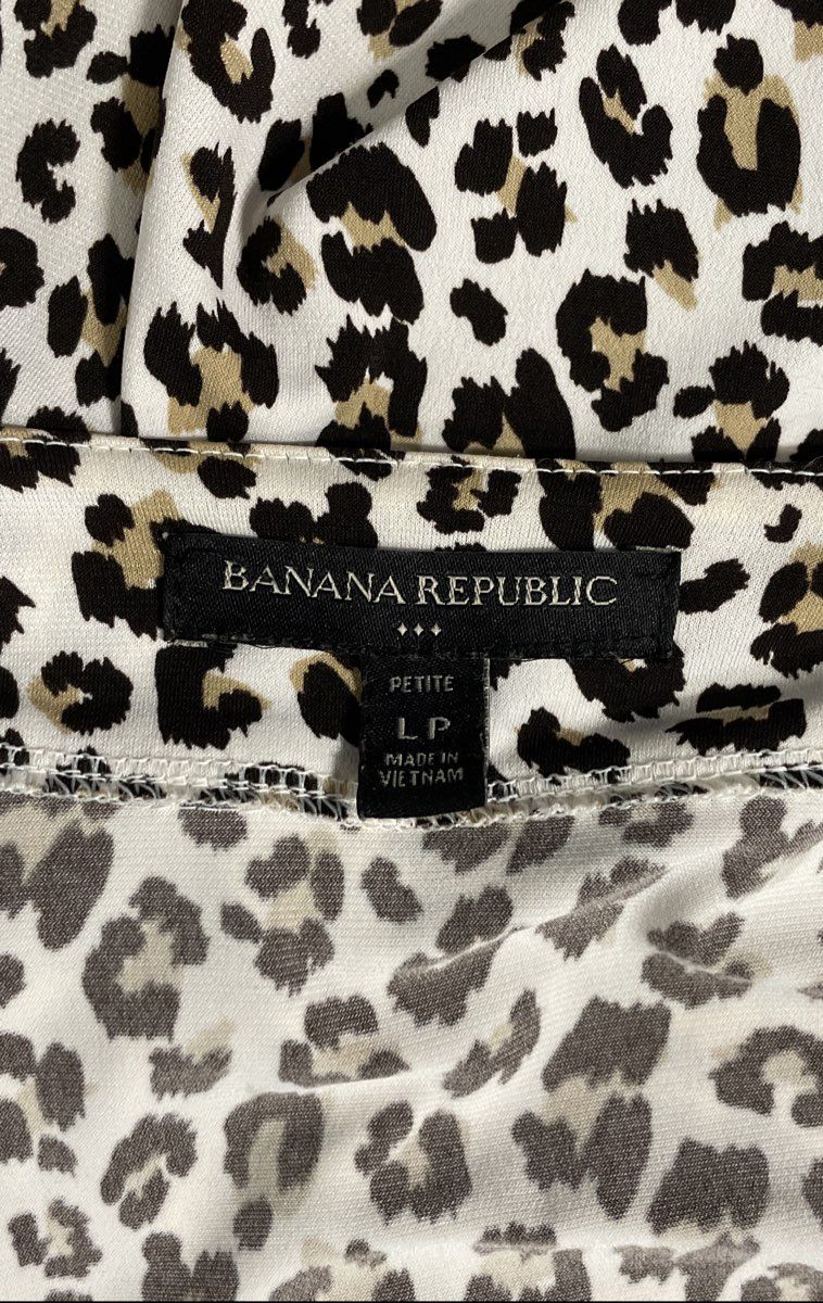Banana Republic Women's Cheetah Print Long Sleeve Midi Wrap Dress Size LP