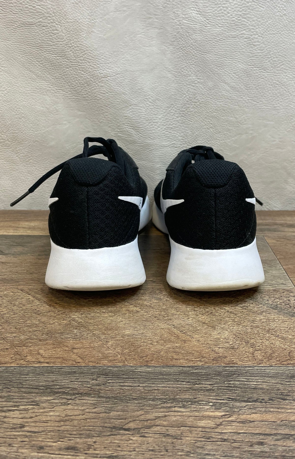 Nike Tanjun Black White Women's Sneakers Lifestyle Running Shoes Size 7