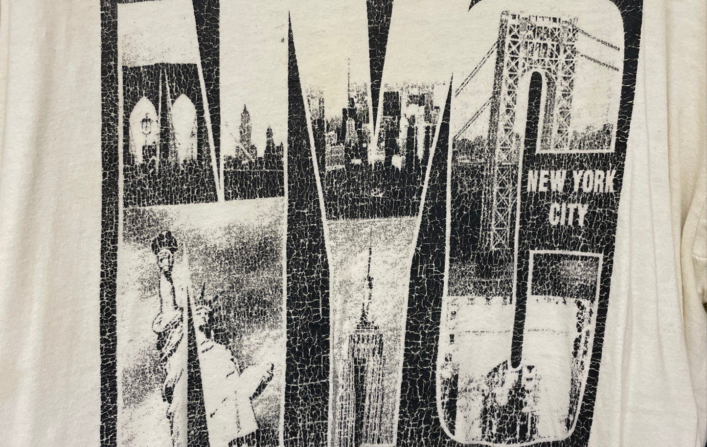 Sun Wear Vintage 90s Men's Off White NYC Skyline Souvenir T-Shirt Size L