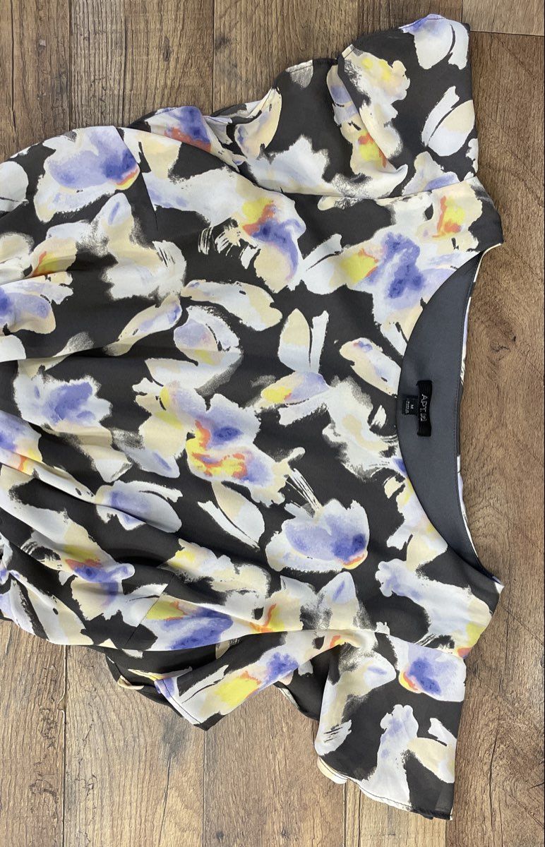 Apt 9 Women's Gray Floral Watercolor Flutter Sleeve Elastic Waist Dress Sz M