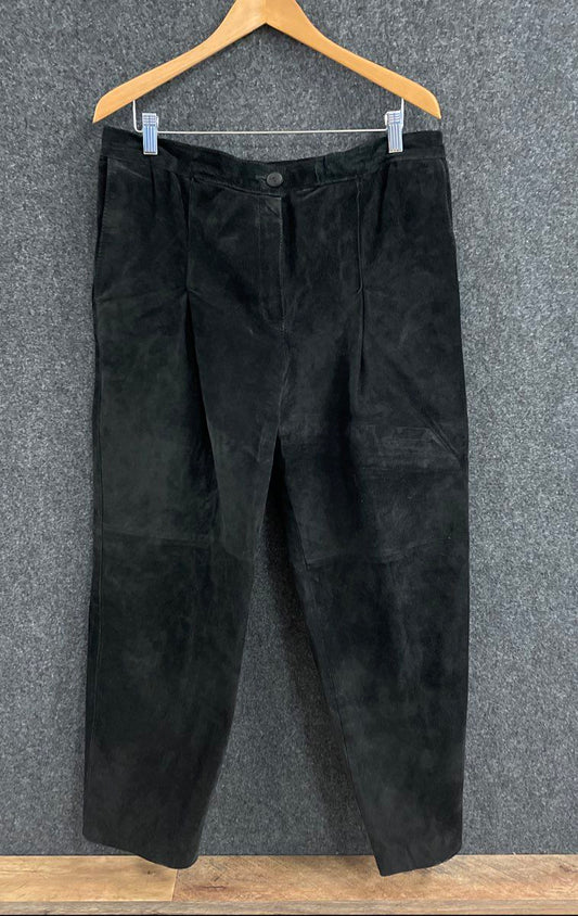 Image by Begedor Italia Women's Black Vintage 90s Pig Suede Pleated Pants Sz 14
