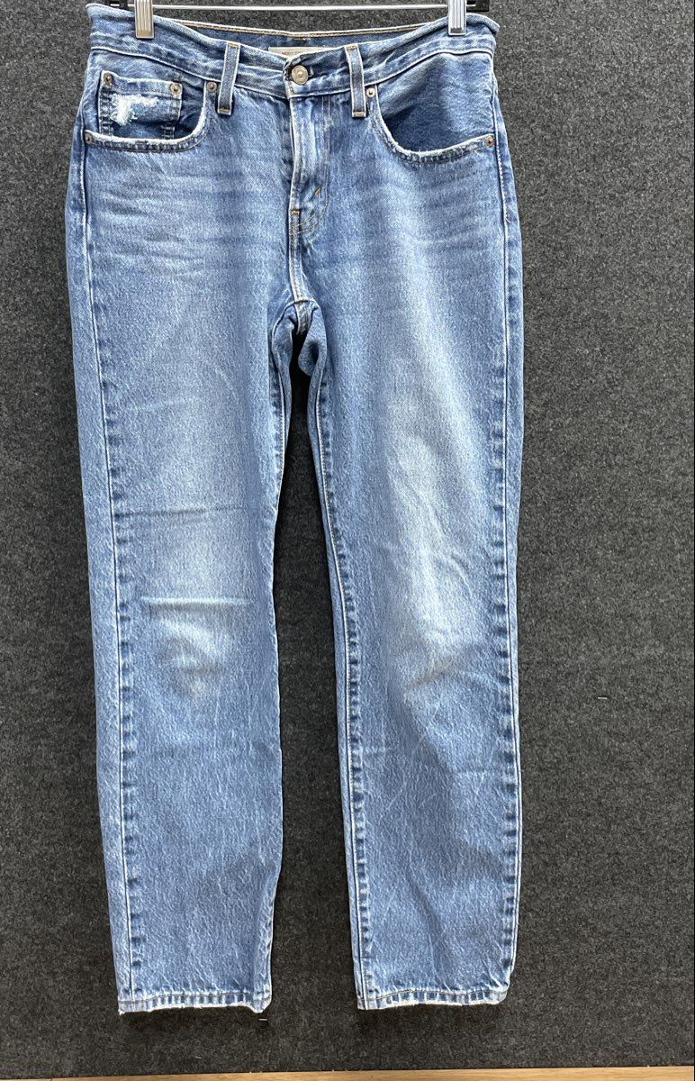 Levi's Women's Middy Straight Jeans Light Wash Distressed Denim Sz 26x31