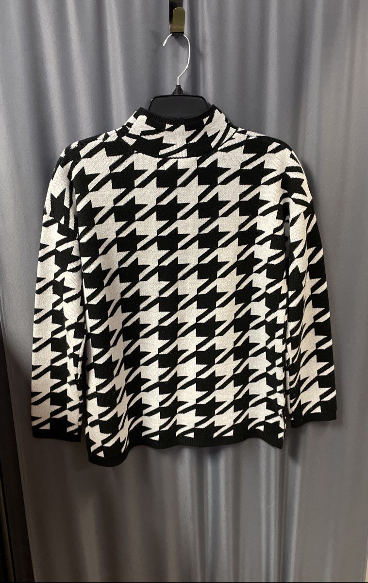 Philosophy Republic Clothing Women's Black White Houndstooth Mock Neck Sweater S