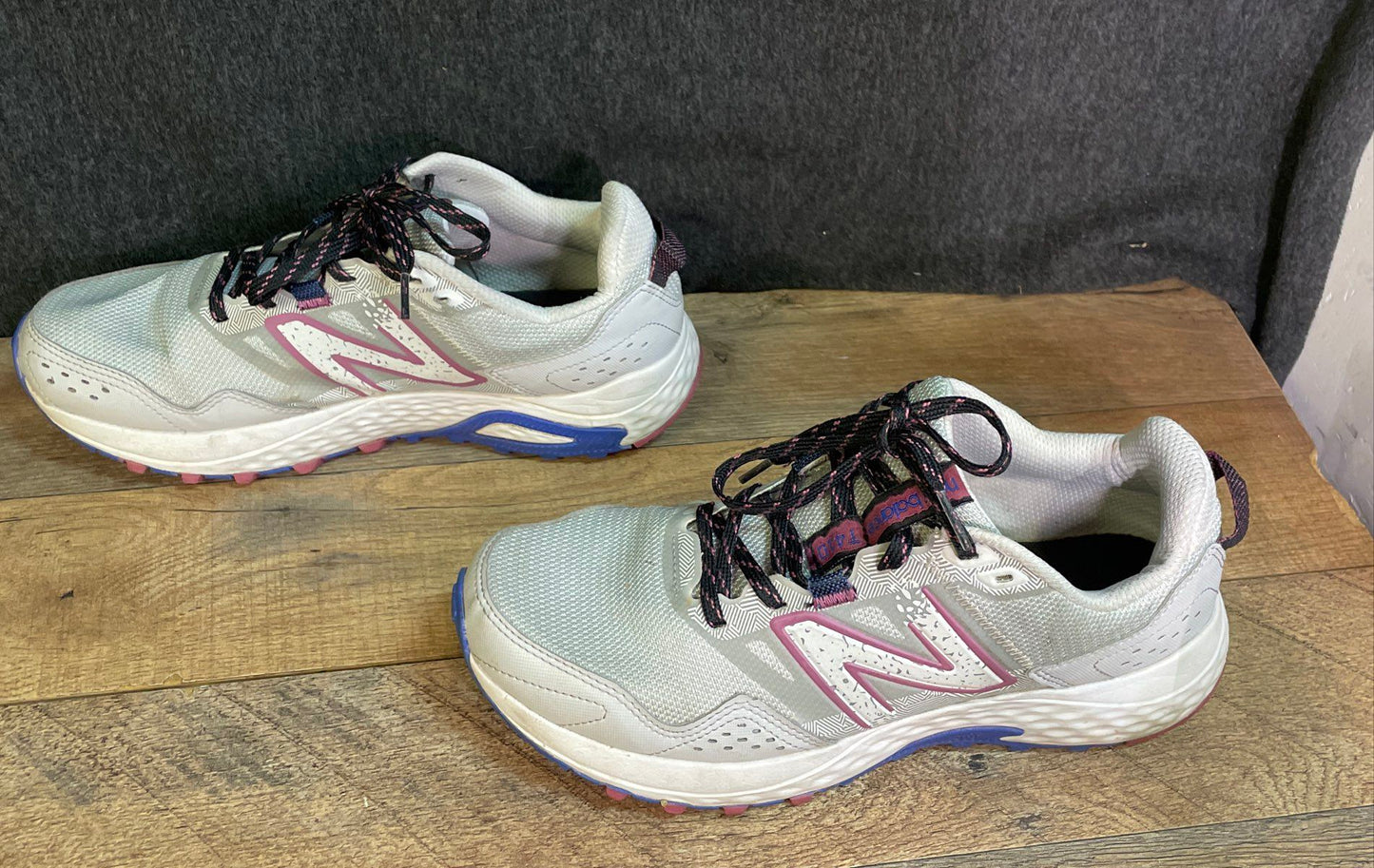 New Balance 410v7 Gray Pink Blue Trail Running Sneakers Women's Size 8