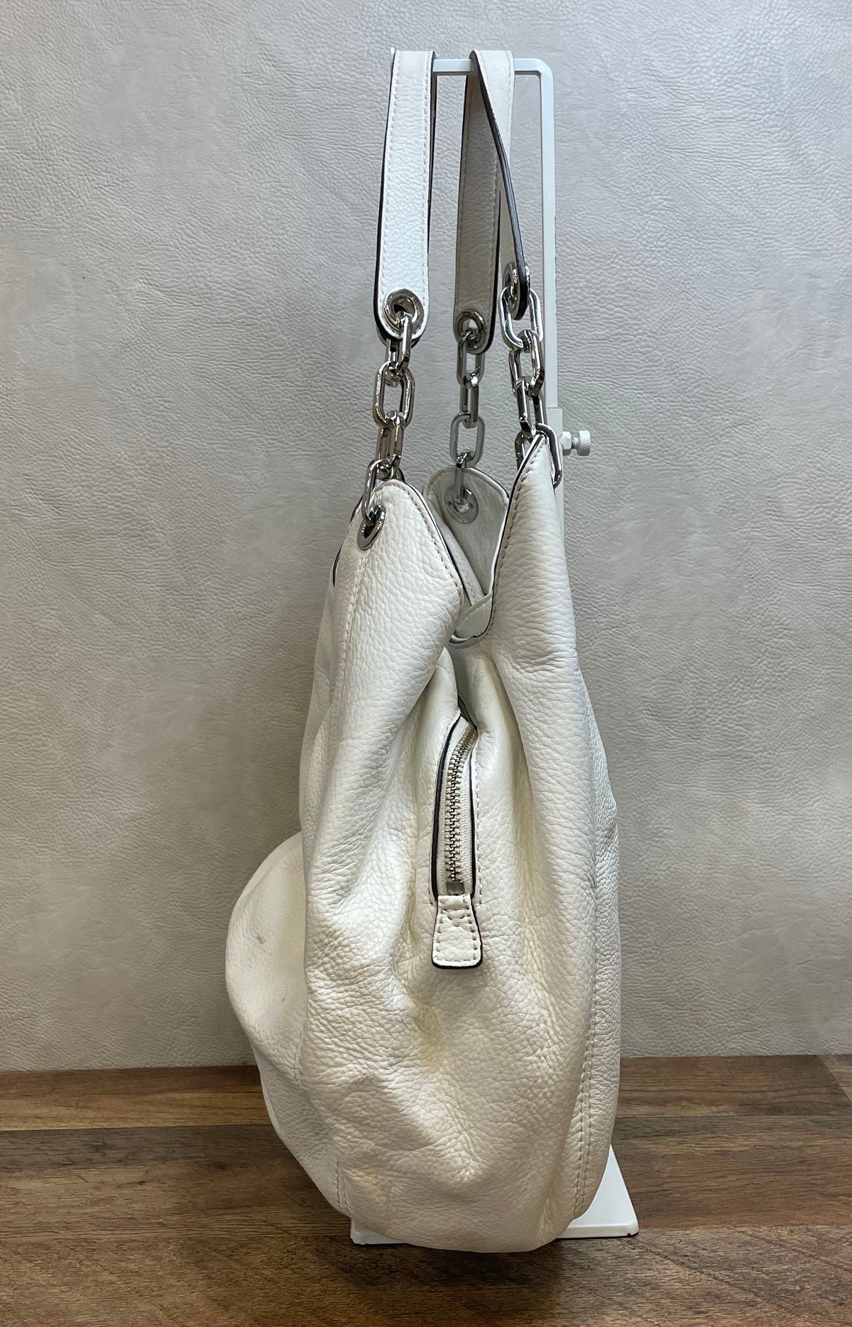 Michael Kors White Pebbled Leather Shoulder Bag Hobo Silver Chain MK Logo