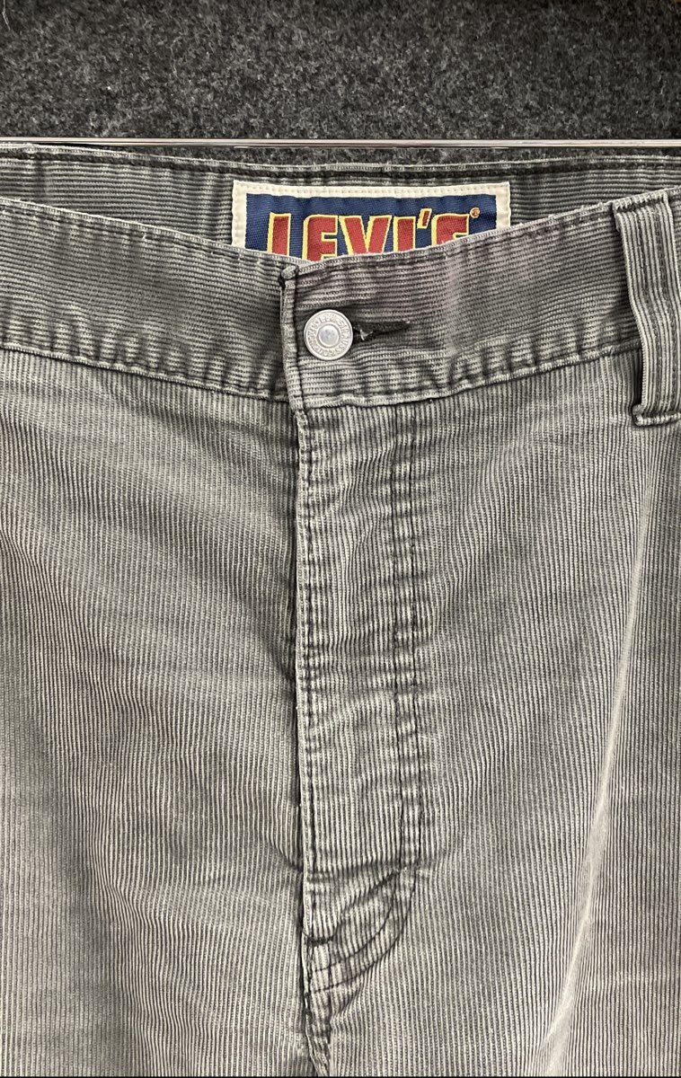 Levi's Men's 549 Low Loose Gray Corduroy Pants Y2K Size 40x30