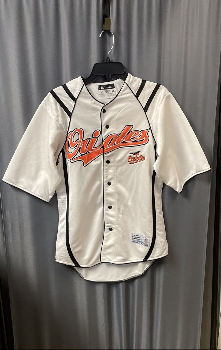 True Fan MLB Men's Baltimore Orioles Baseball Jersey White Embroidered Size S