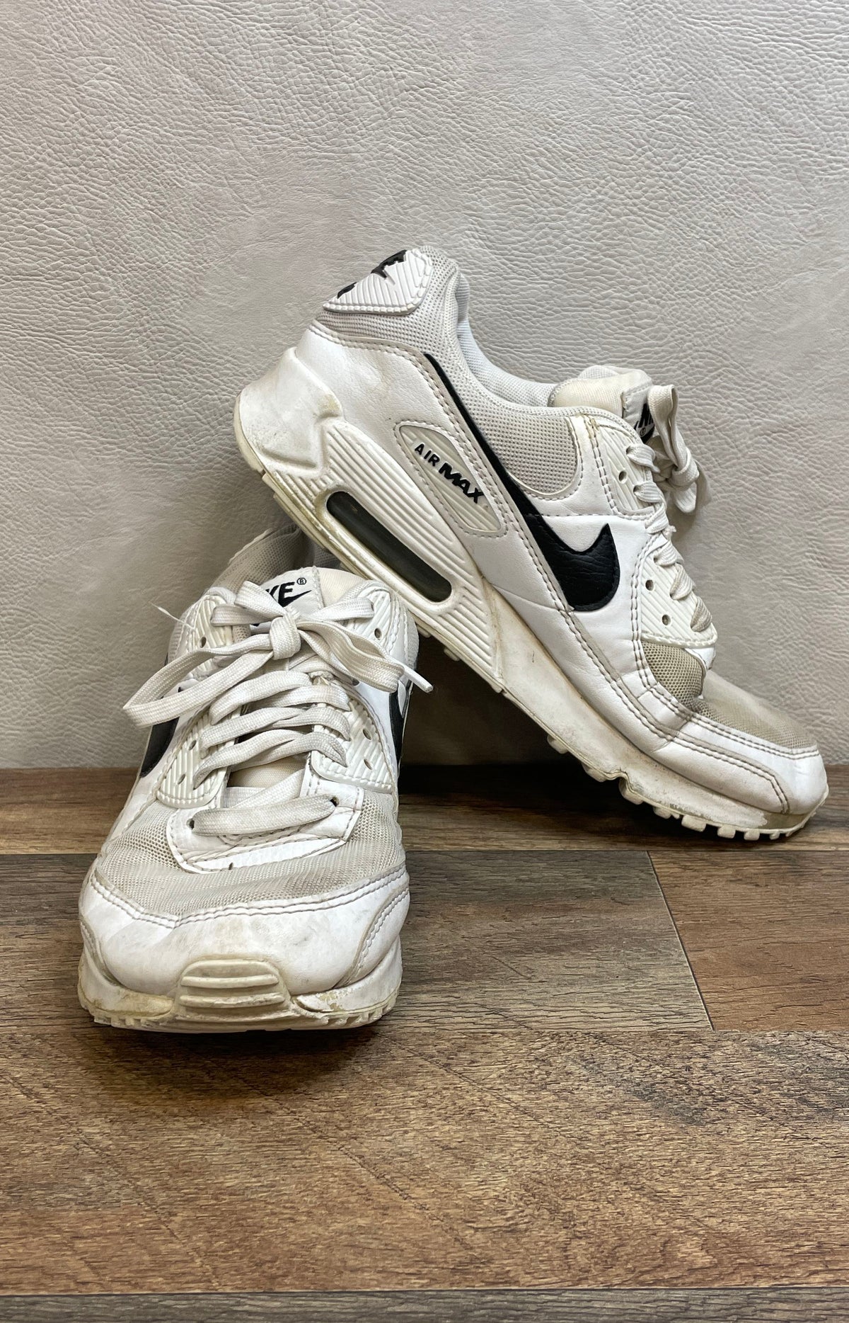 Nike Air Max 90 White Black Women's Sneakers Size 9