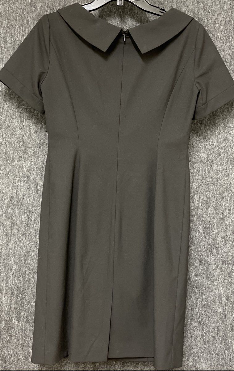 Tahari Arthur S. Levine Women's Black Collared Short Sleeve Sheath Dress Sz 4P