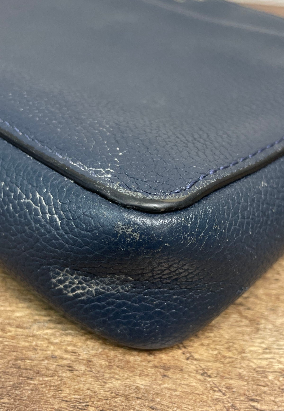 Kate Spade Navy Blue Pebbled Leather Crossbody Bag Gold Hardware