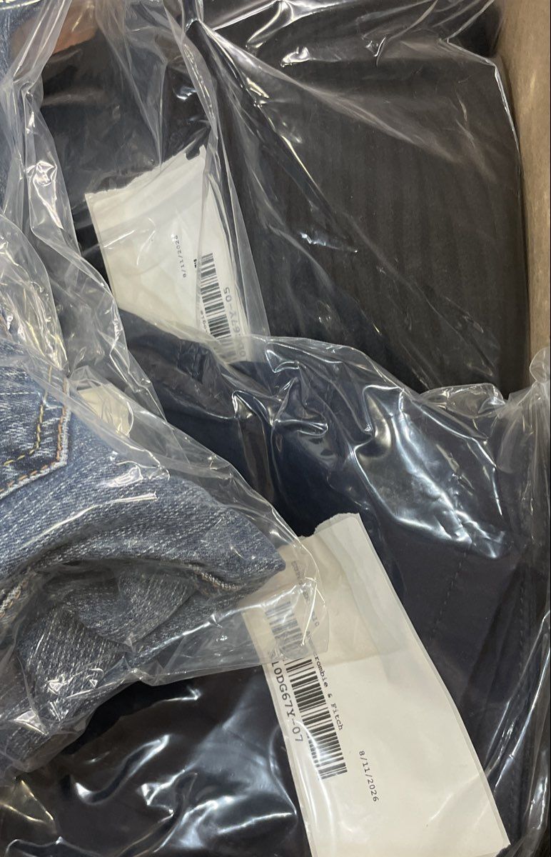 20 Lb Bulk Lot Assorted Reseller Clothing Men Women Mixed Brands Mixed Sizes
