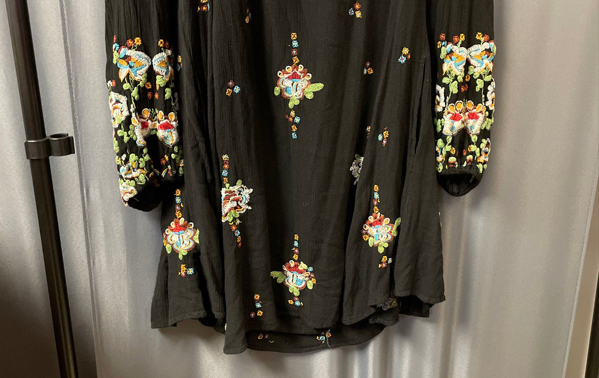 Free People Women's Black Oxford Embroidered Mini Dress Boho Peasant Sz M
