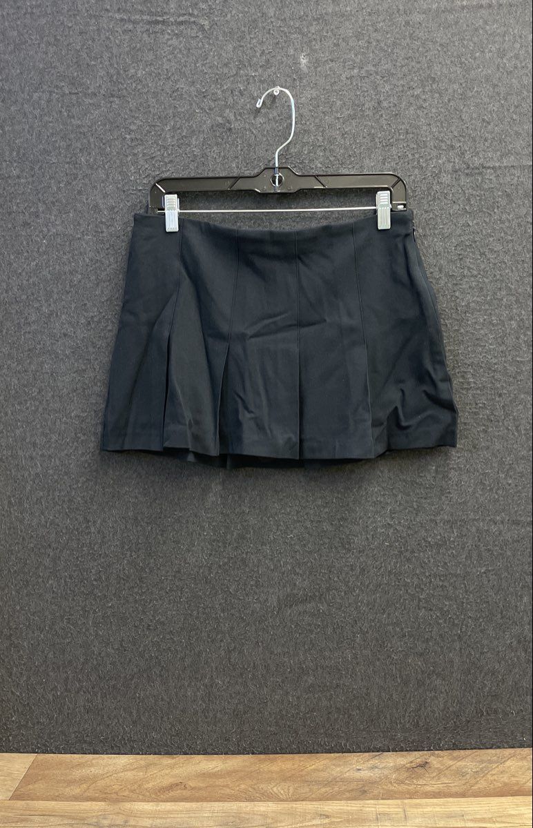 Abercrombie & Fitch Women's Black Pleated Skirt Built In Shorts Sz S NWT