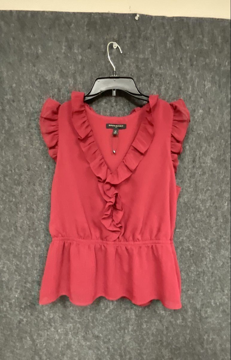Banana Republic Women's Red Ruffle V-Neck Peplum Blouse Sleeveless Sz PM