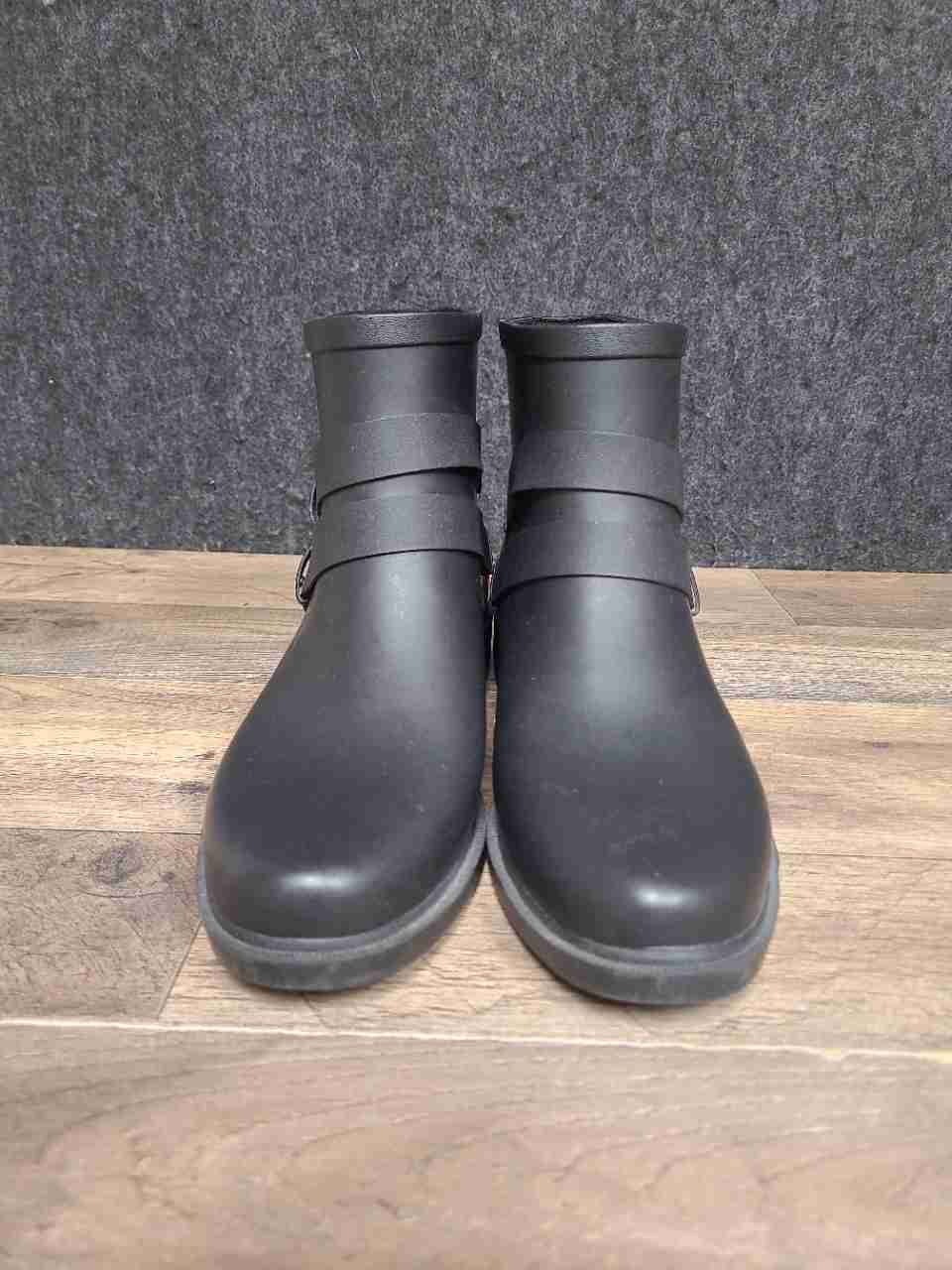 Chooka Midtown Strappy Black Waterproof Ankle Rain Boots Women's Size 7