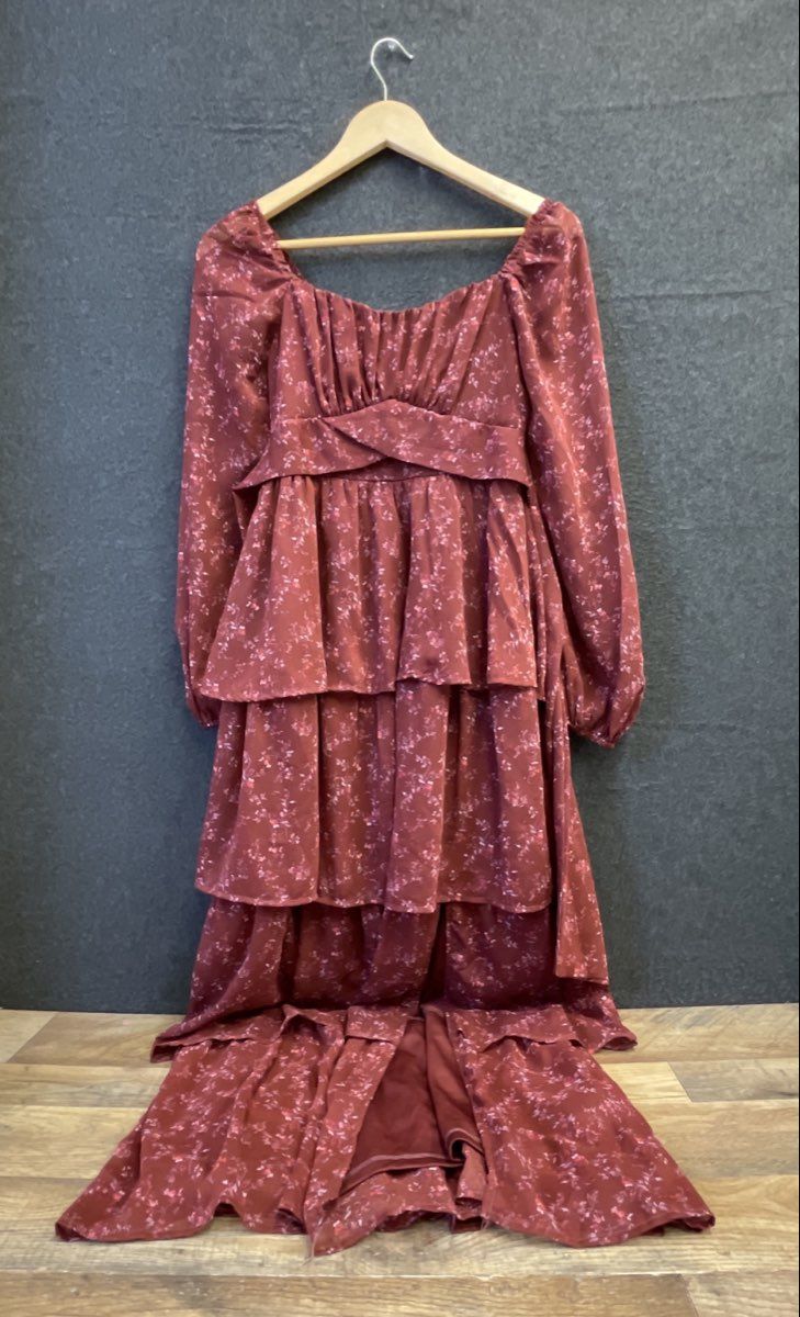 Francesca's Women's Martina Tiered Maxi Dress Burgundy Floral Long Sleeve XS