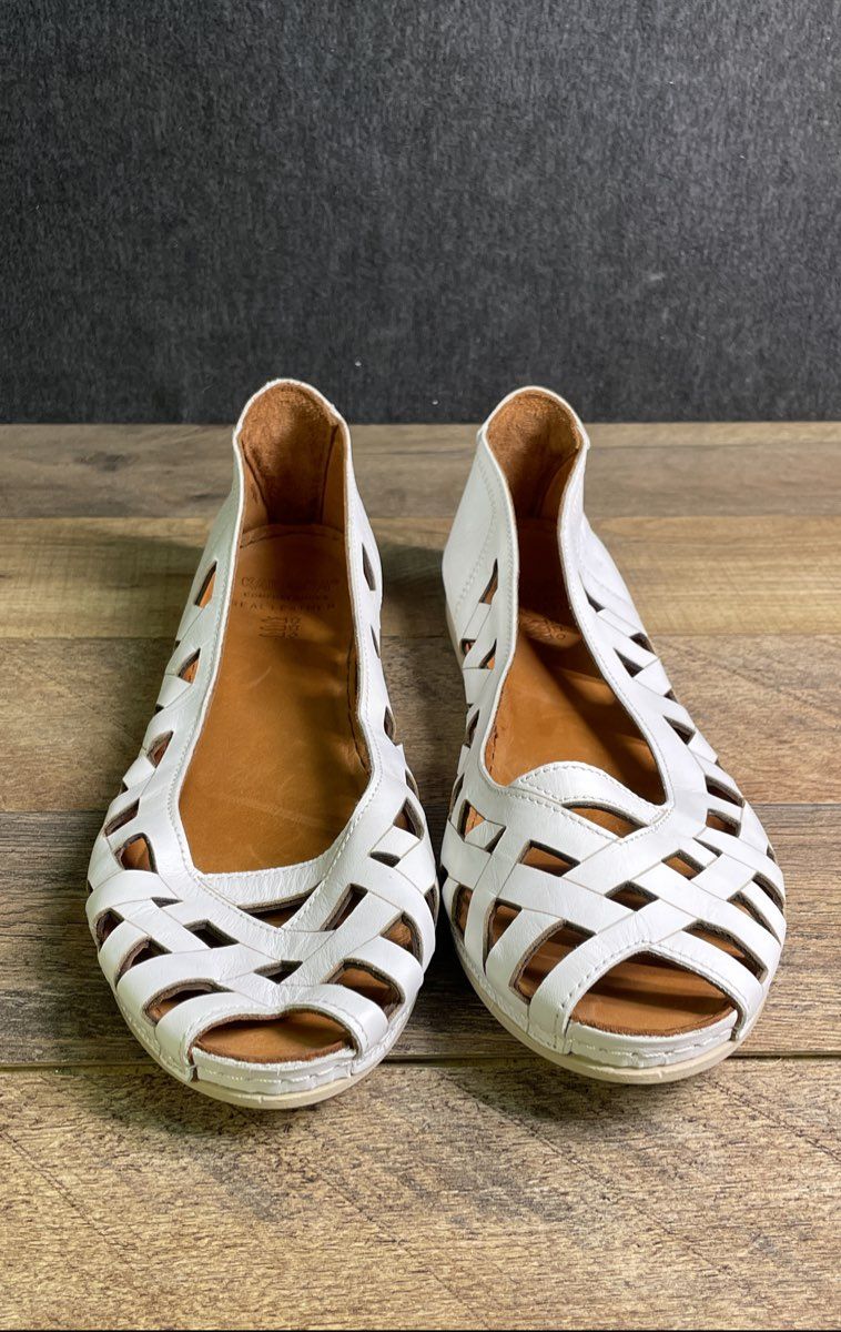 Karyoka White Real Leather Cut Out Comfort Flats Women's Size 41