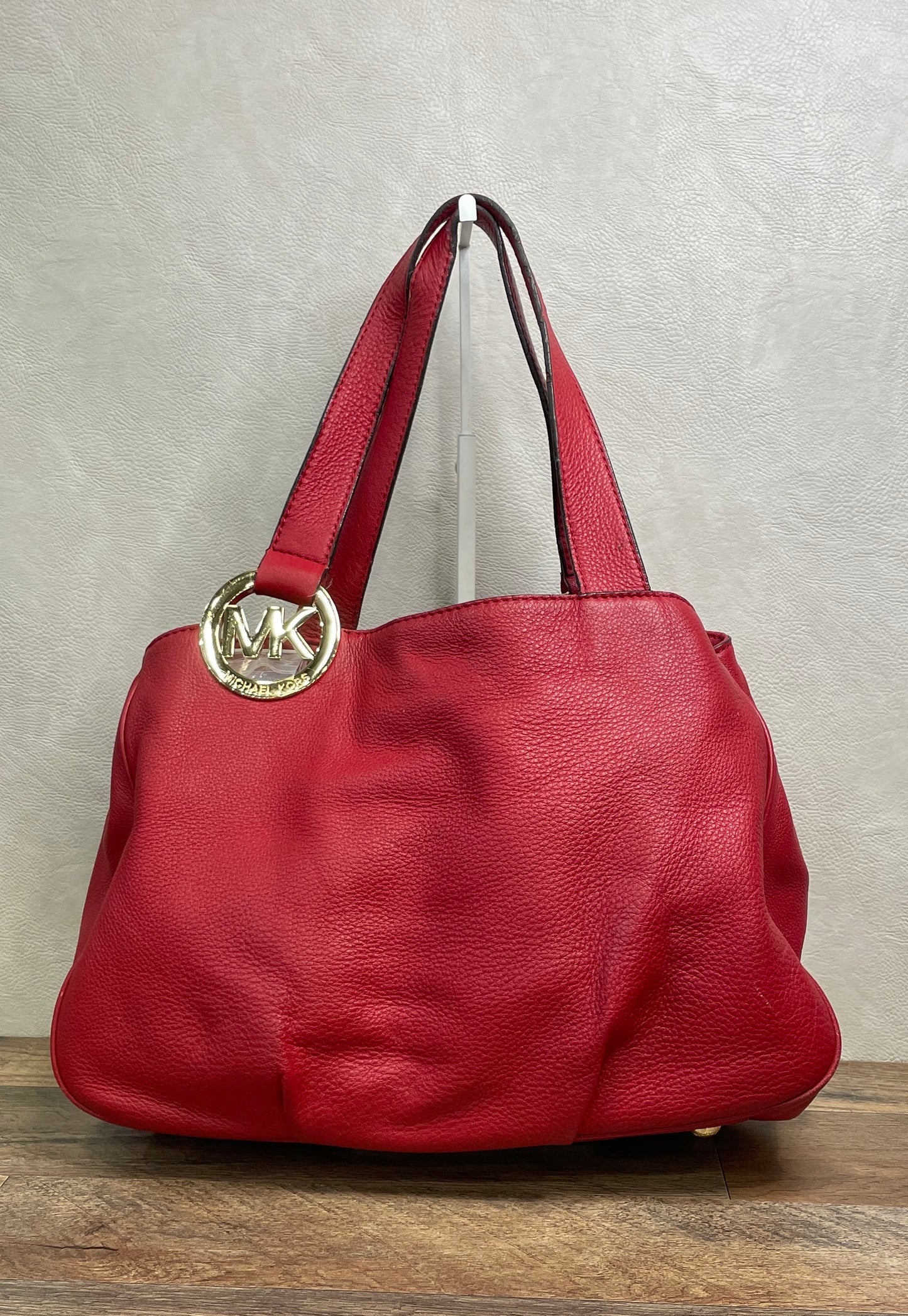 Michael Kors Red Pebbled Leather Fulton Shoulder Bag Gold Hardware