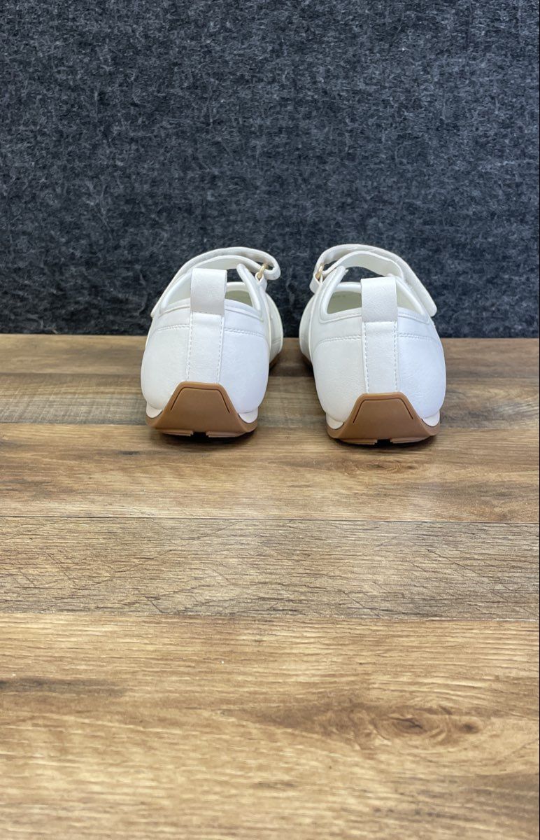 DV Dolce Vita Farley White Mary Jane Ballet Sneakers Women's Size 8