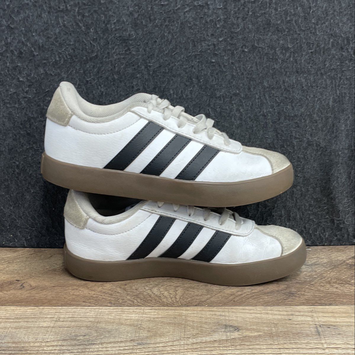 Adidas VL Court 3.0 White Black Gum Lifestyle Sneakers Youth Size 2
