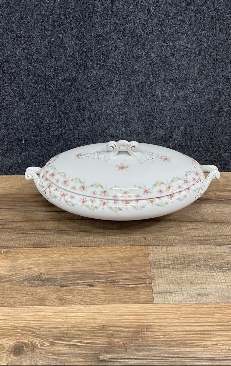 John Maddock & Sons Royal Vitreous Floral Covered Vegetable Dish Tureen Vintage