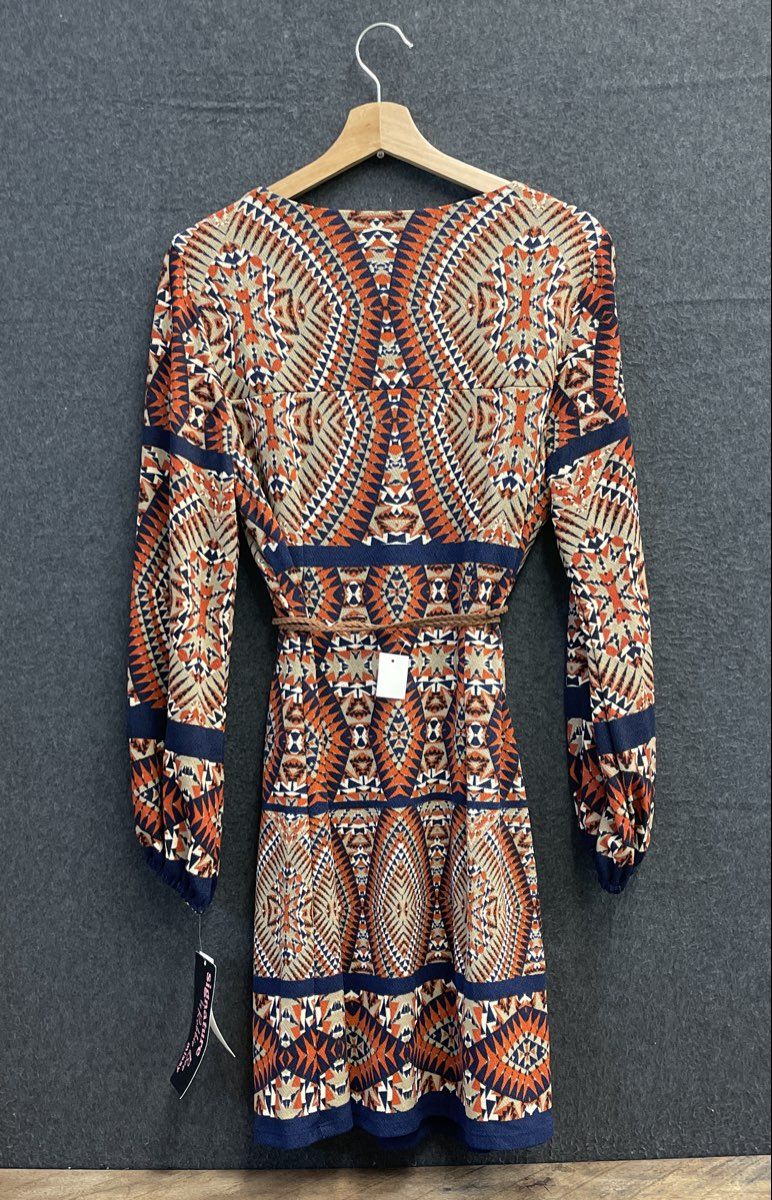 Robbie Bee Women's Geometric Tribal Print V-Neck Long Sleeve Dress NWT Sz M
