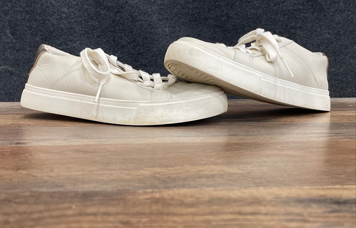 Toms White Leather Metallic Heel Tab Lace Up Sneakers Size 7
