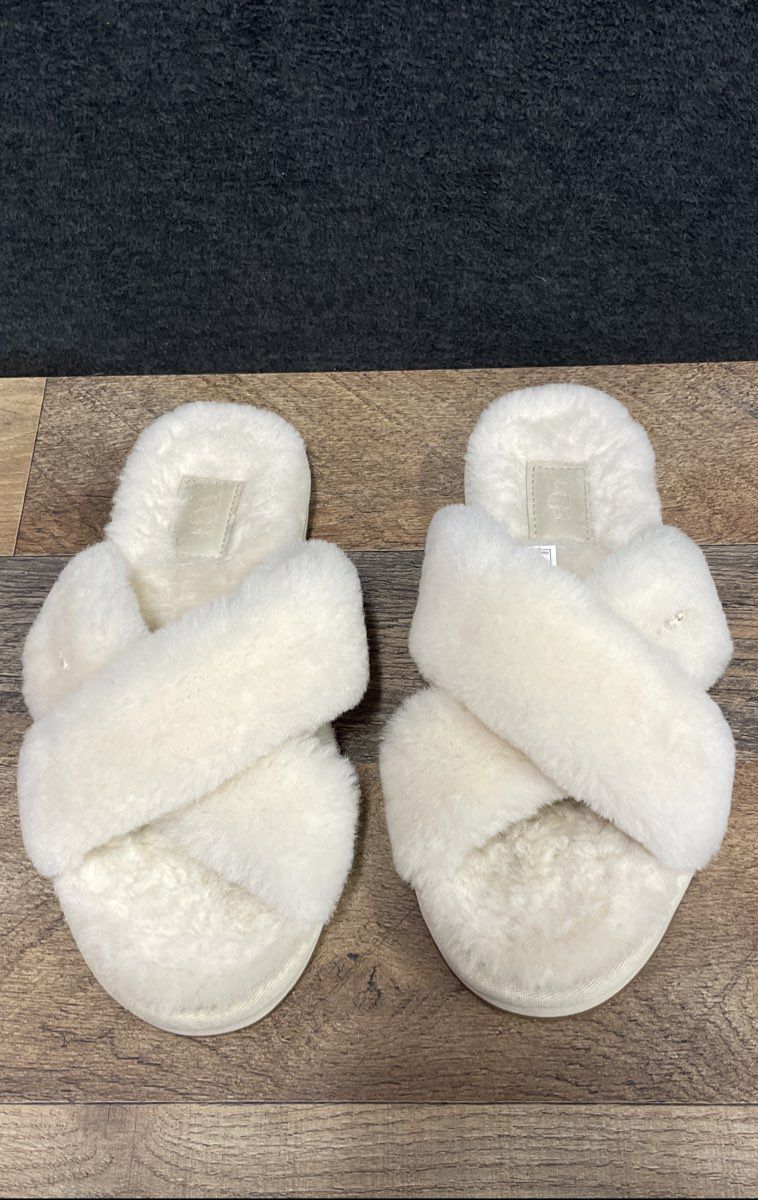 UGG Abela Natural Cream Fluffy Cross-Strap Slide Slippers Women's Size 8