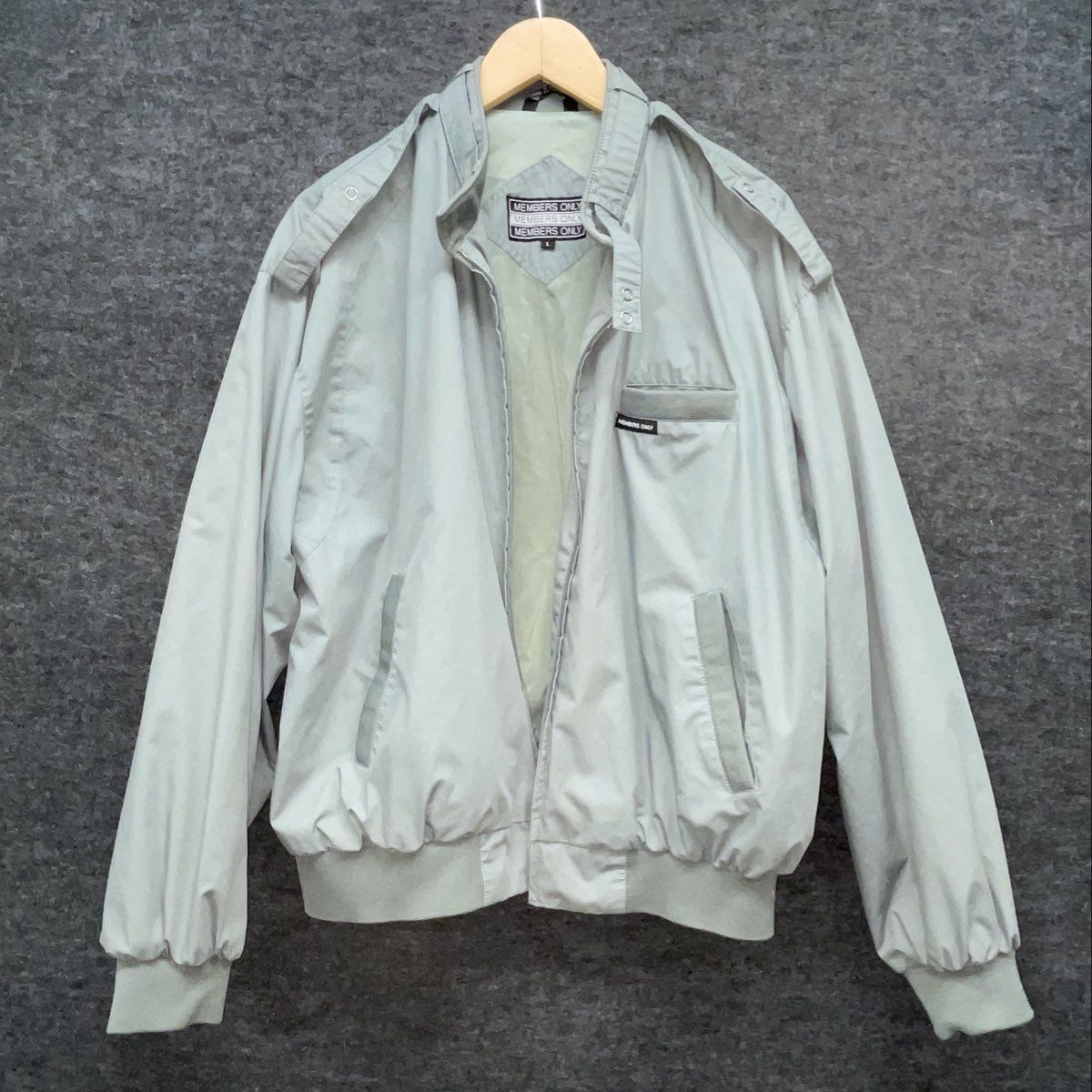 Vintage 80s Members Only Iconic Racer Jacket Bomber Gray Epaulets Sz L