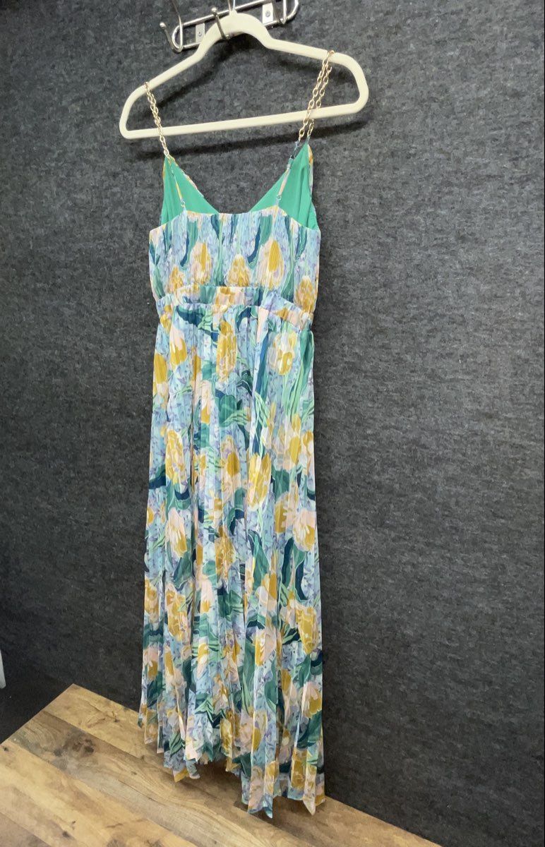 ASTR the Label Women's Floral Pleated Maxi Dress Chain Straps Size M