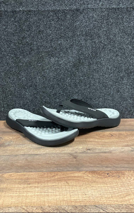 Crocs Reviva Flip Flop Sandals Black Slate Grey Women's Size 10