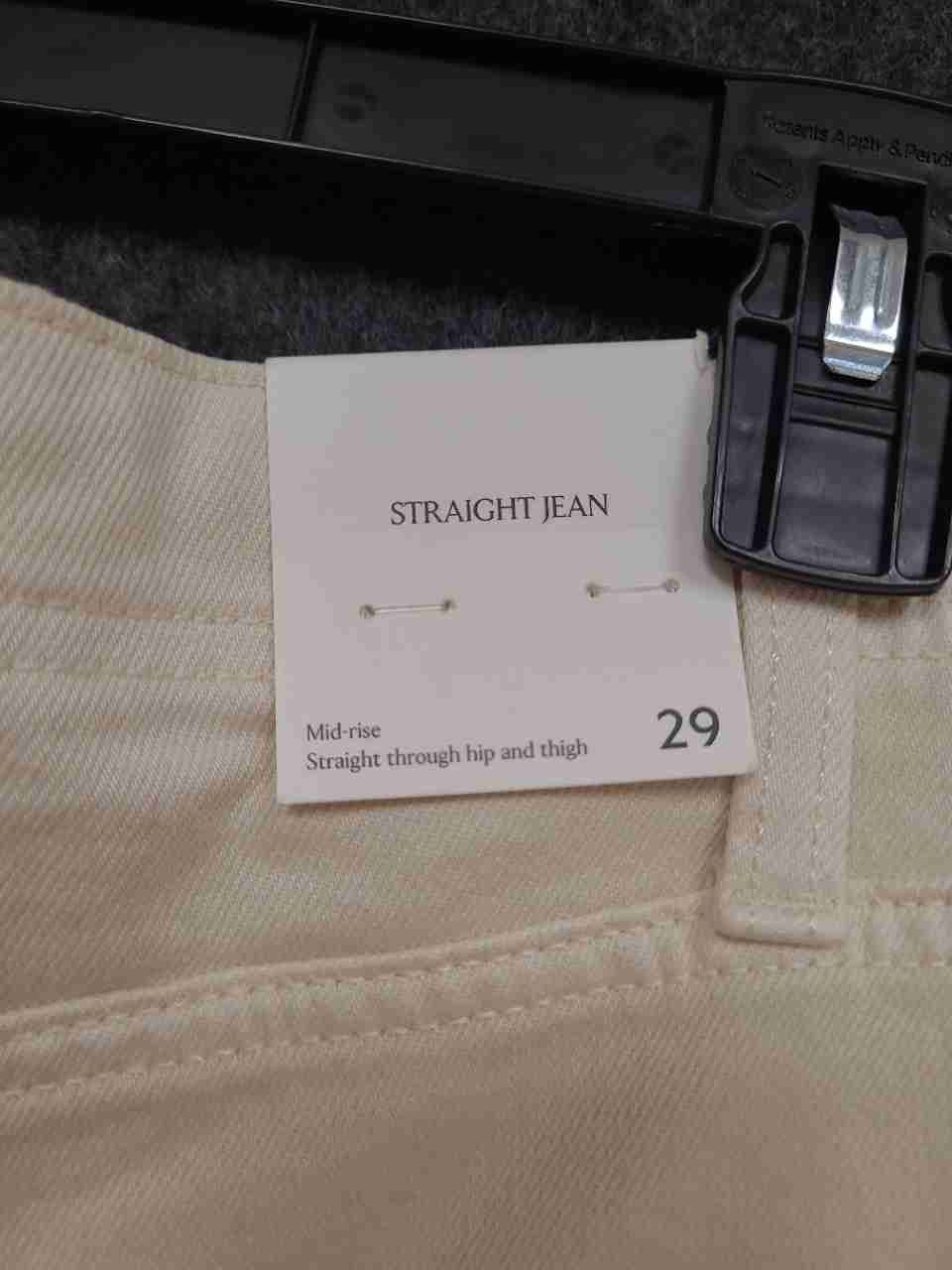 Banana Republic Women's Off-White Straight Mid-Rise Carpenter Jeans Sz 29