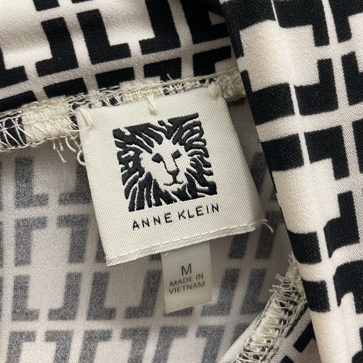 Anne Klein Women's Black White Geometric Mock Neck Short Sleeve Shirt Sz M