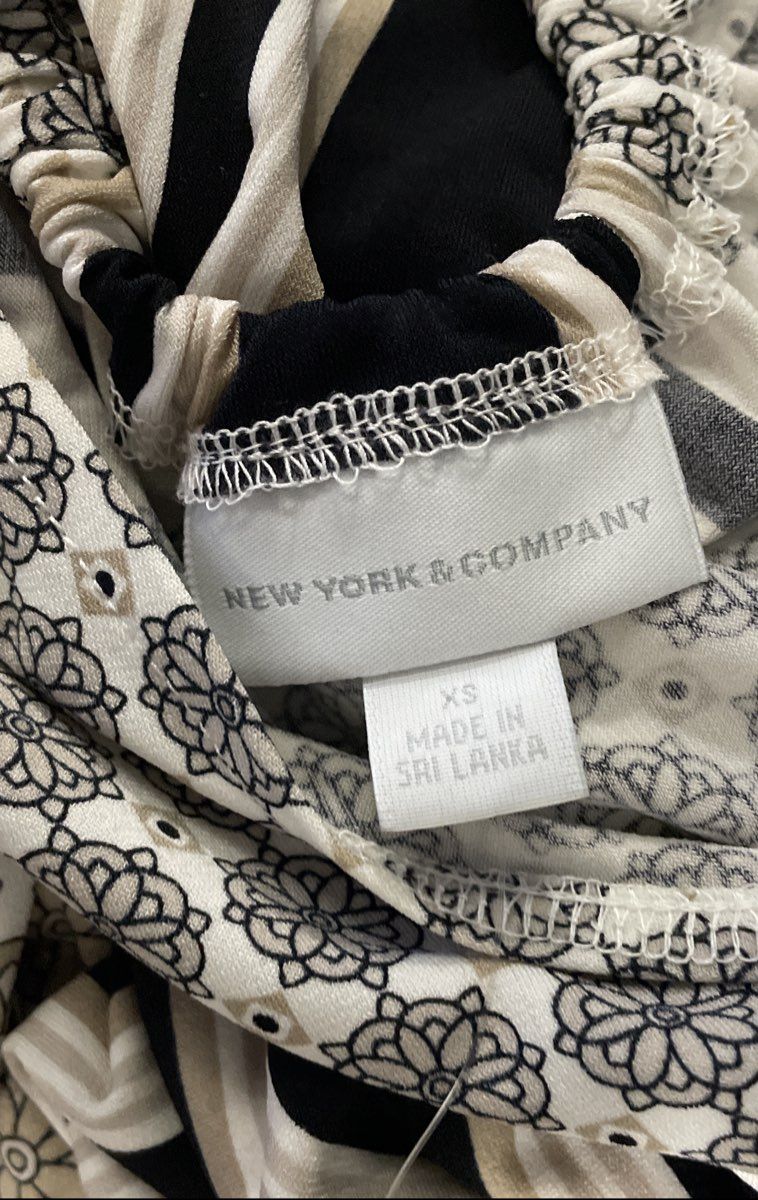 New York & Company Women's White Geometric Tile Print Dress Sz XS NWT