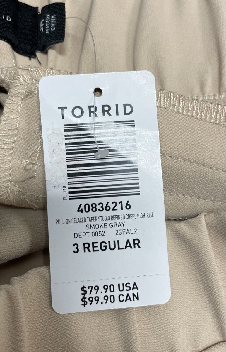 Torrid Women's Cream Studio Refined Crepe Pull-On Relaxed Taper Pants NWT Sz 3R