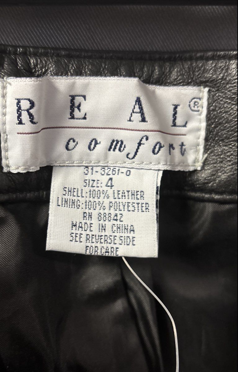 Vintage Y2K Real Comfort Women's Black Leather Straight Leg Pants Sz 4 NWT
