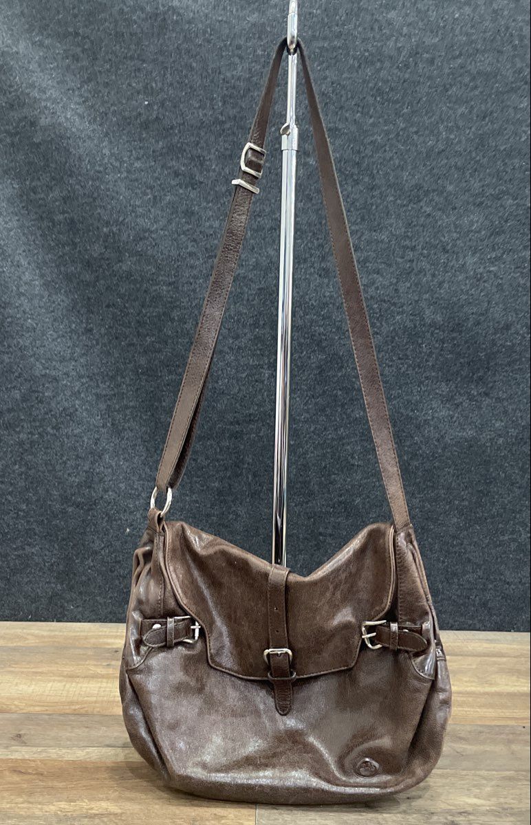 The Trend Brown Leather Shoulder Bag Crossbody Made in Italy Buckle Detail