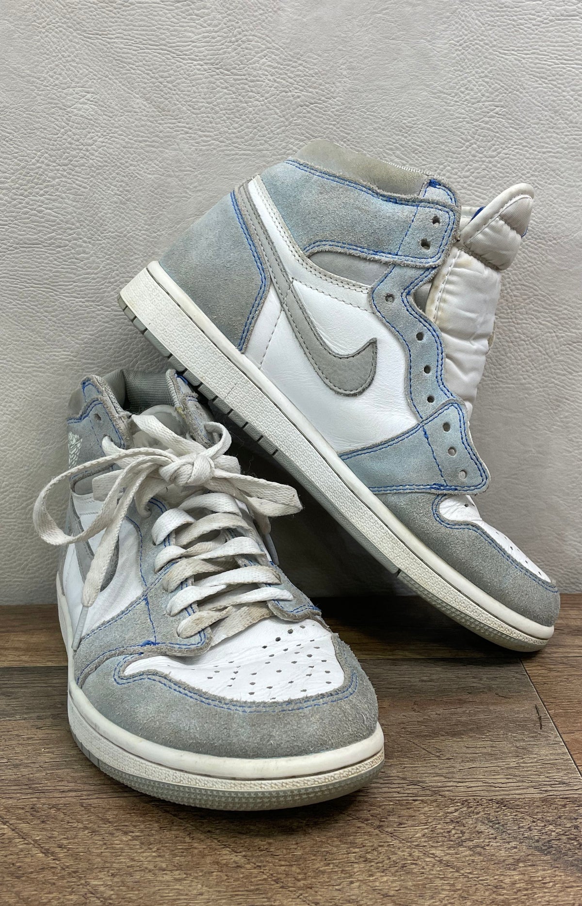 Nike Air Jordan 1 Retro High OG Hyper Royal White Blue Size 7.5