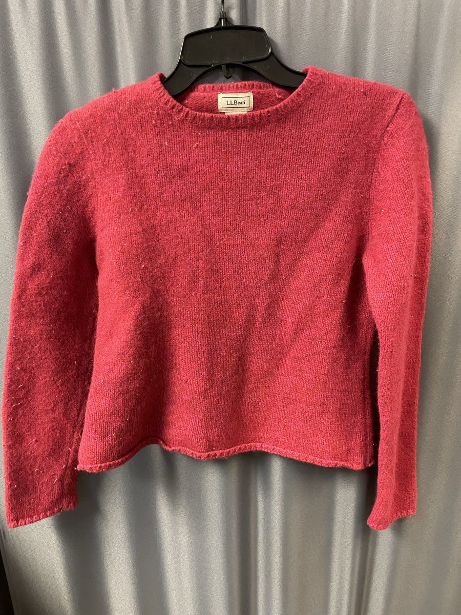 L.L. Bean Women's Red Lambswool Angora Blend Crewneck Pullover Sweater Sz XS