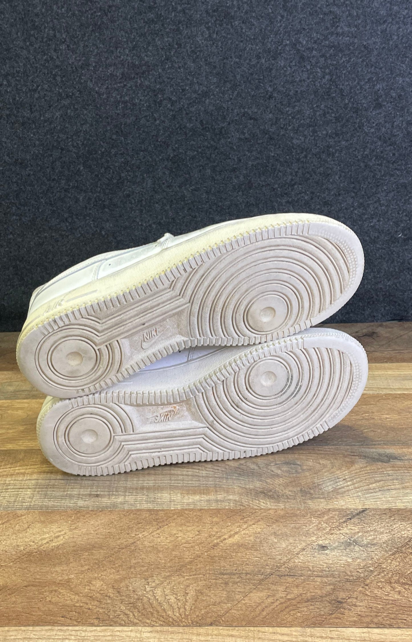 Nike Air Force 1 '07 Low Triple White Men's Size 10.5