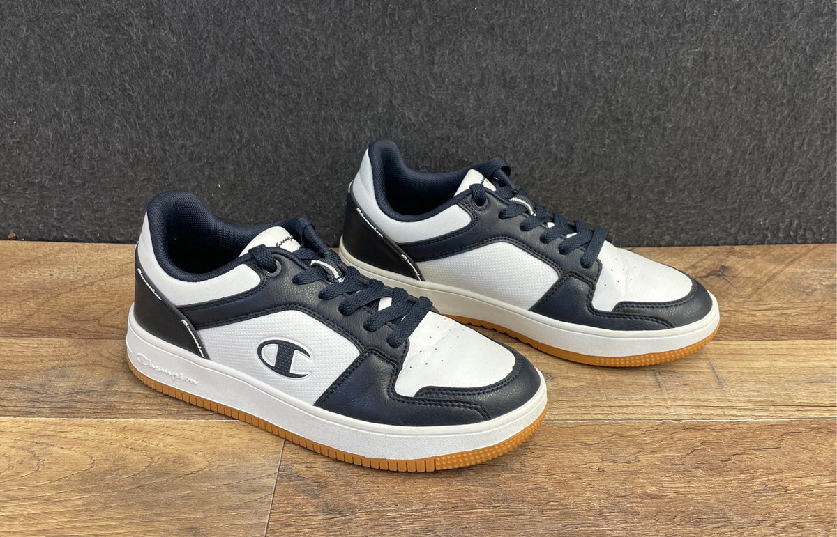 Champion RD18 2.0 Low GS White Navy Gum Sneakers Size 5Y