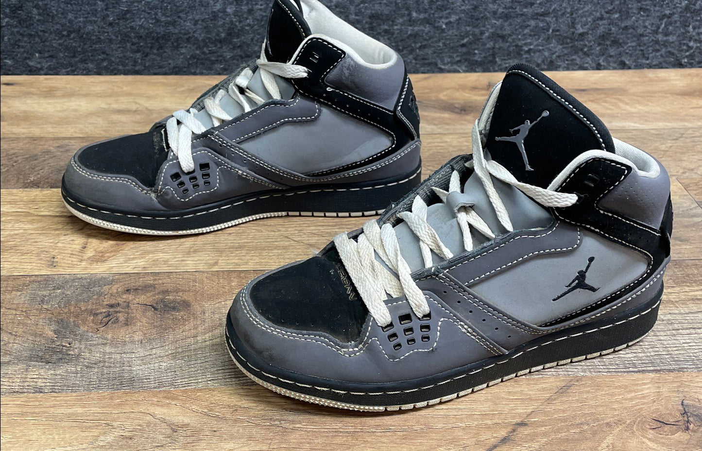 Nike Air Jordan Flight Origin GS Cool Grey Black White Sneakers Size 5Y