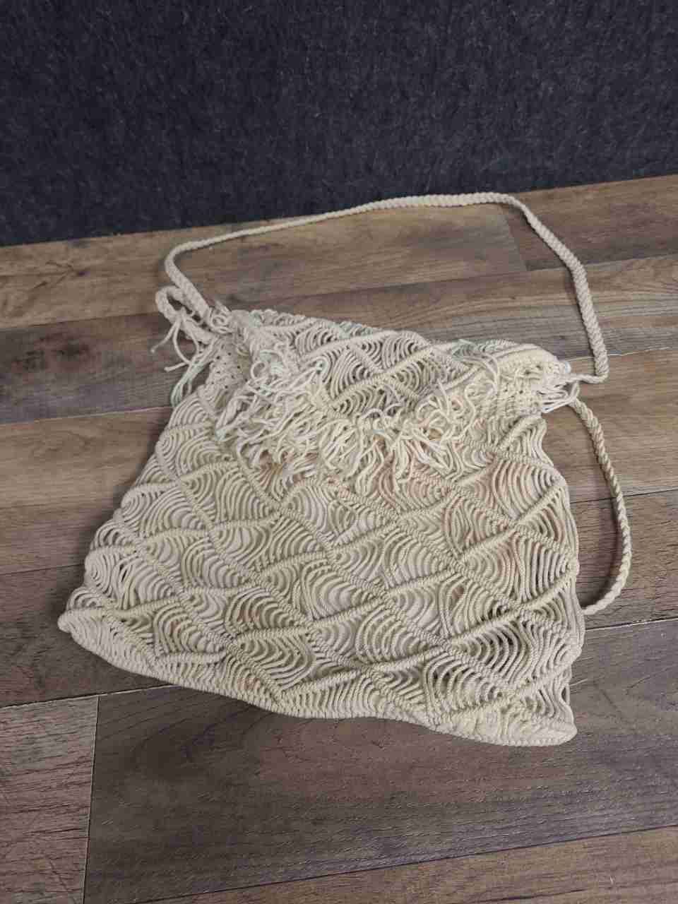 Vintage Cream Macrame Boho Shoulder Bag Fringe Knotted Cotton 70s Style