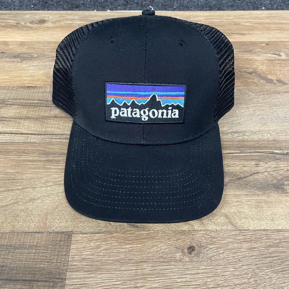 Patagonia Men's Black P-6 Logo Fitz Roy Trucker Hat Snapback Mesh Cap Adjustable