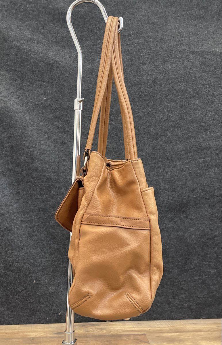 Liz Claiborne Tan Pebbled Leather Satchel Tote Bag Large Turn Lock Brown