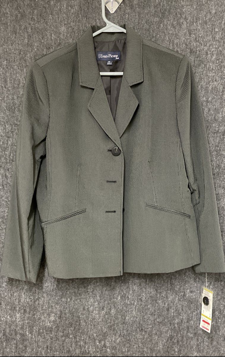 Evan-Picone Women's Dark Grey Pinstripe Blazer Jacket NWT Size 14P