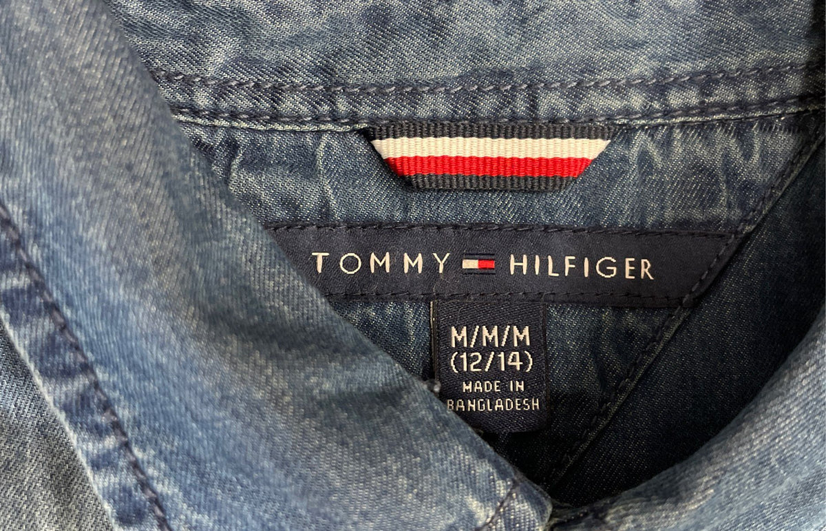 Tommy Hilfiger Boy's Medium Blue Chambray Button Down Shirt NWT Sz M 12/14
