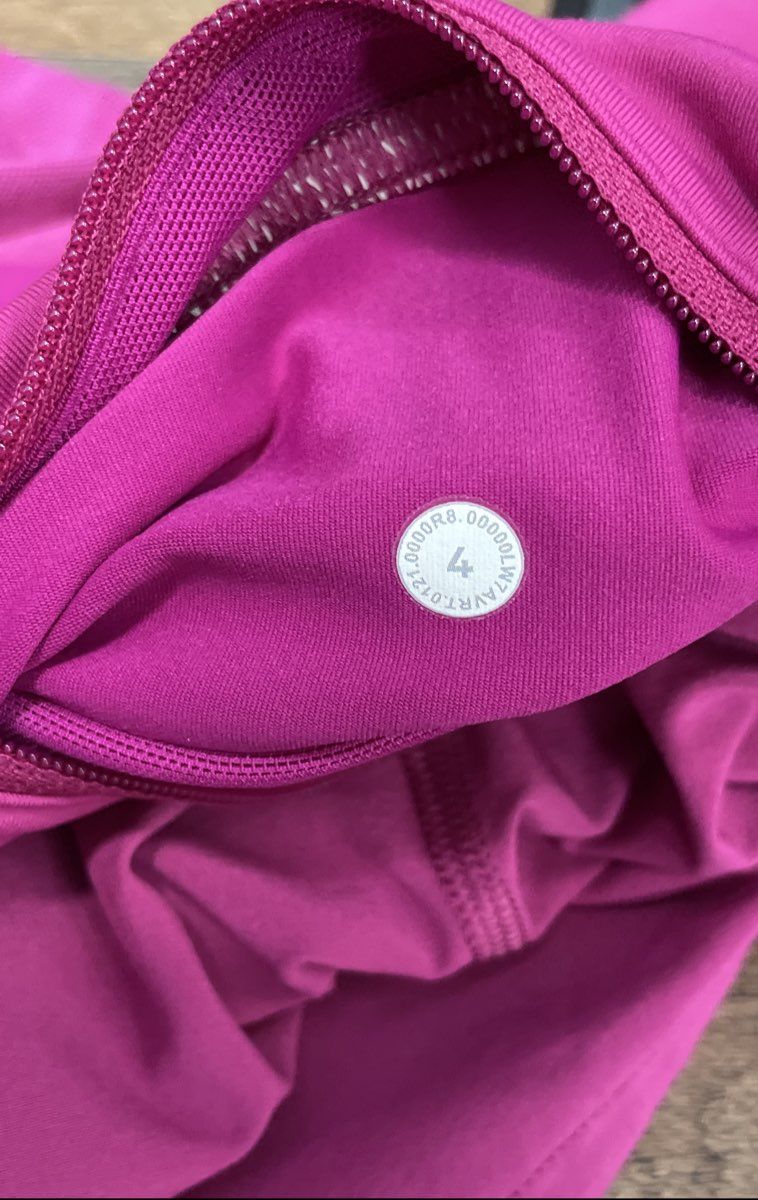 Lululemon Women's Speed Up Short Tall Running Hot Pink Sz 4
