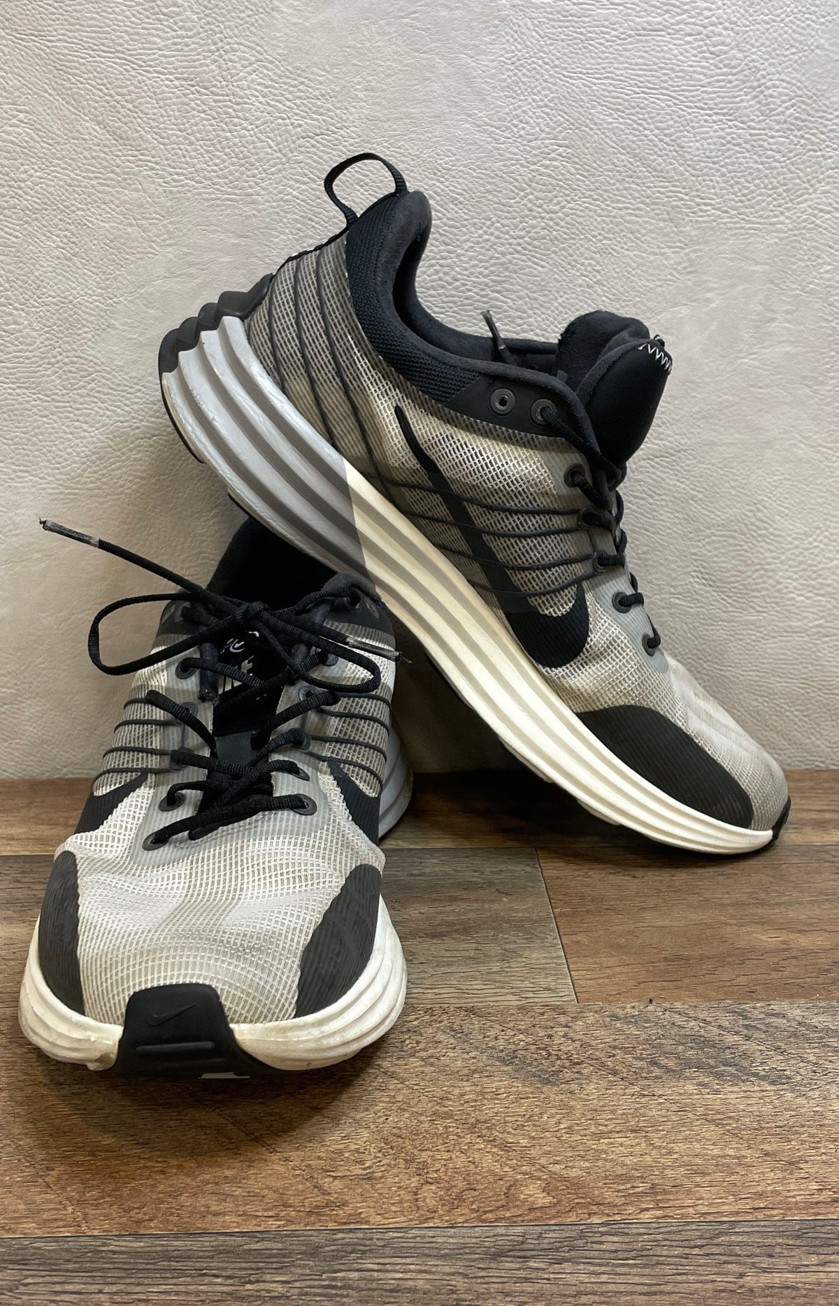 Nike Lunar Roam White Black Light Bone Running Sneakers Men's Size 10