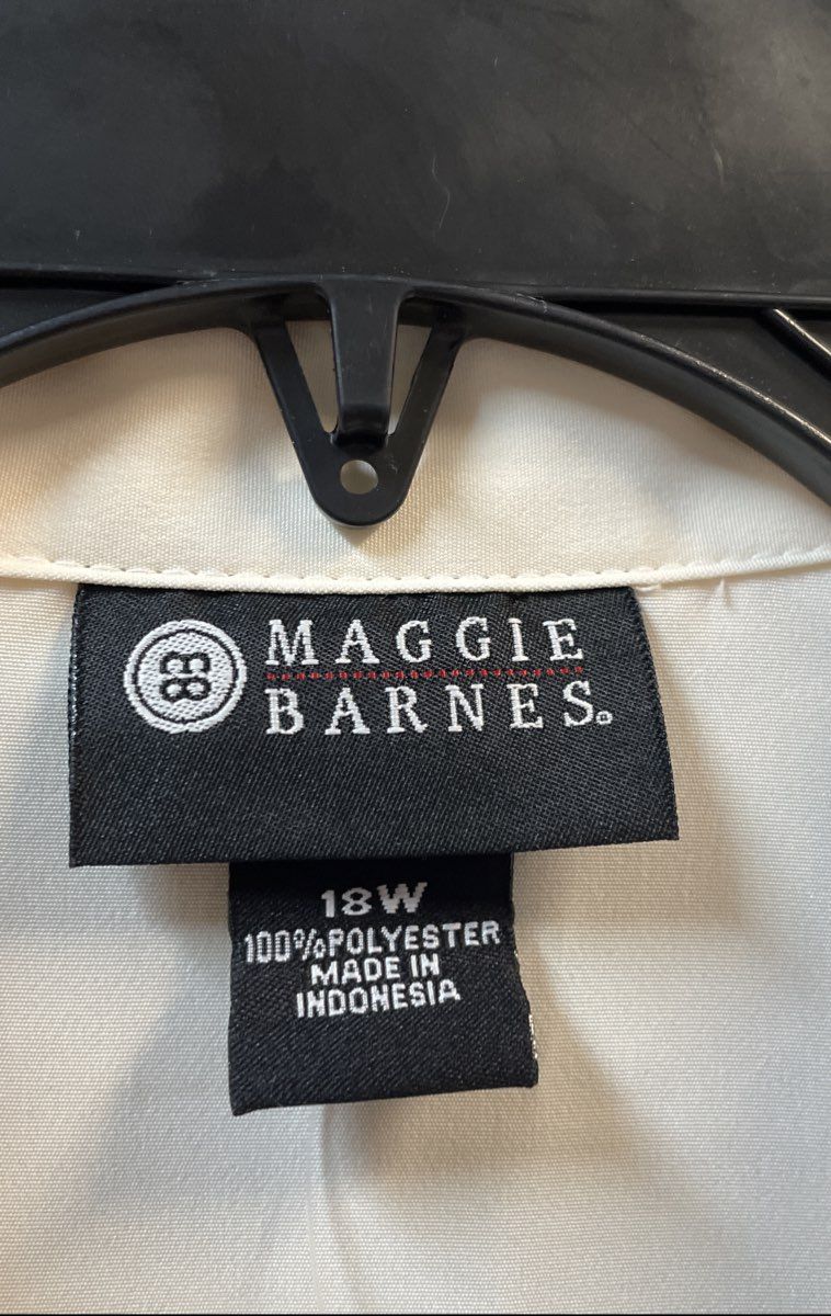 Maggie Barnes Women's Ivory Polyester Short Sleeve Button Up Blouse Sz 18W NWT